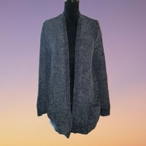 Seven 7 Chenille Boyfriend Cardigan Size Small